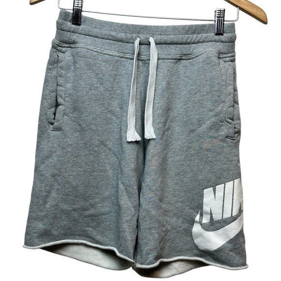 Nike Shorts sz S - Picture 1 of 6